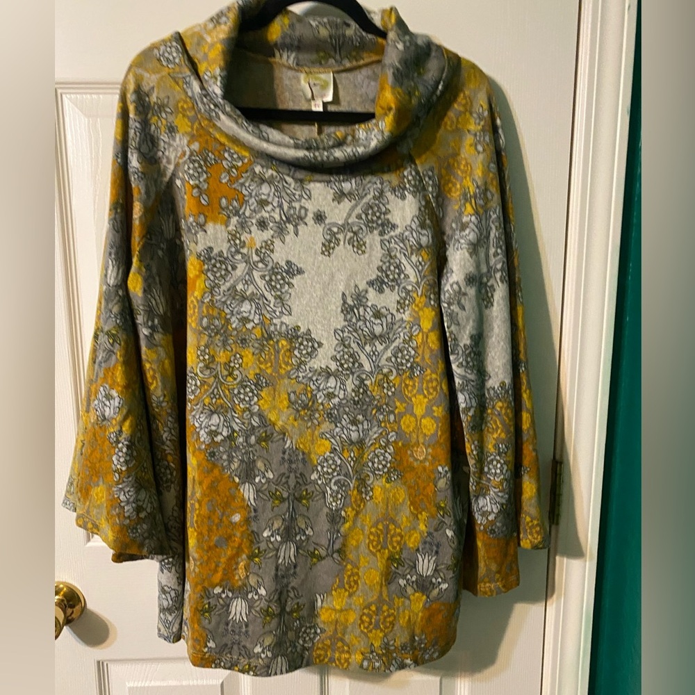 Fig and Flower Gray and Yellow Cowl Neck Sweater‎